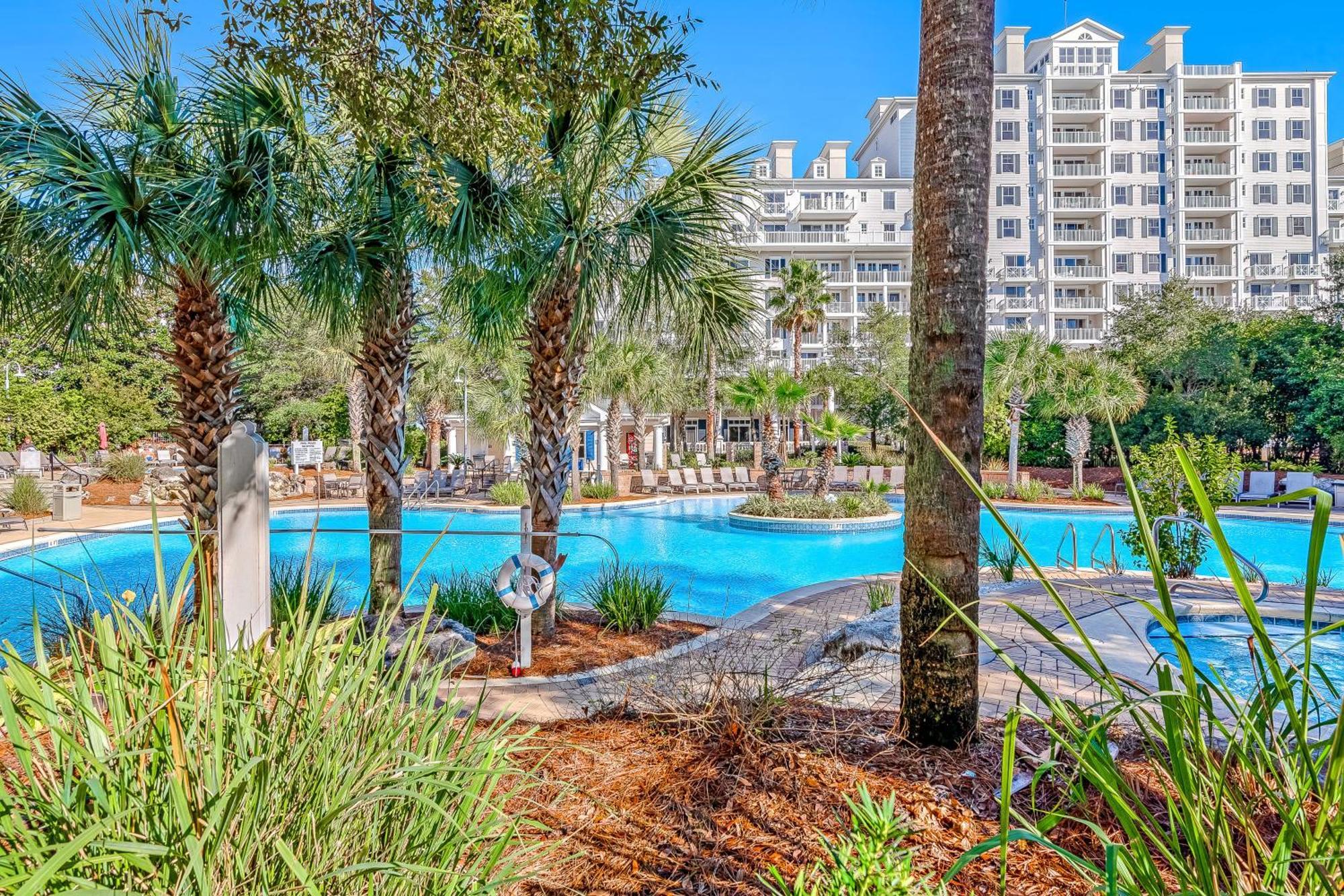 Bahia Condos II Destin Room photo