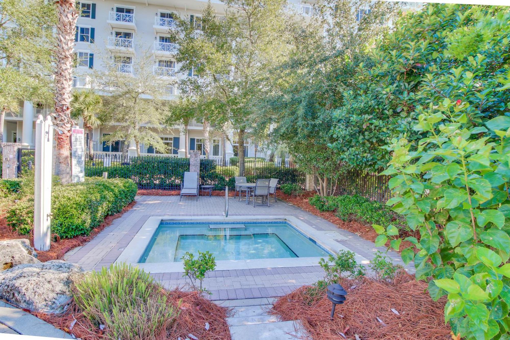 Bahia Condos II Destin Room photo